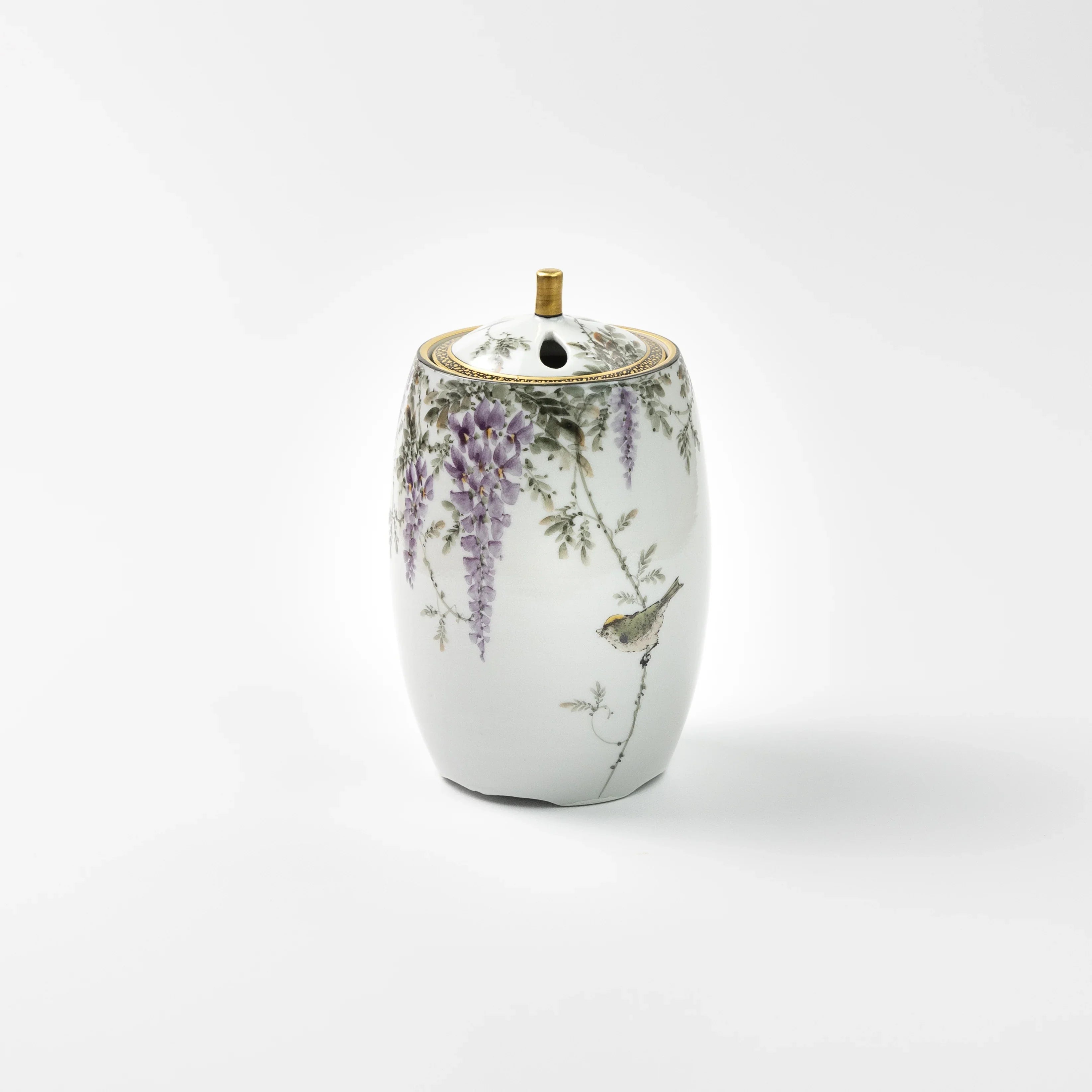 中村陶志人 外志人氏作【九谷焼】伝統工芸 陶志窯 葡萄 花瓶 花器 桐箱 中村陶志人 外志人氏作【九谷焼】伝統工芸 陶志窯 葡萄 花瓶 花器 桐箱